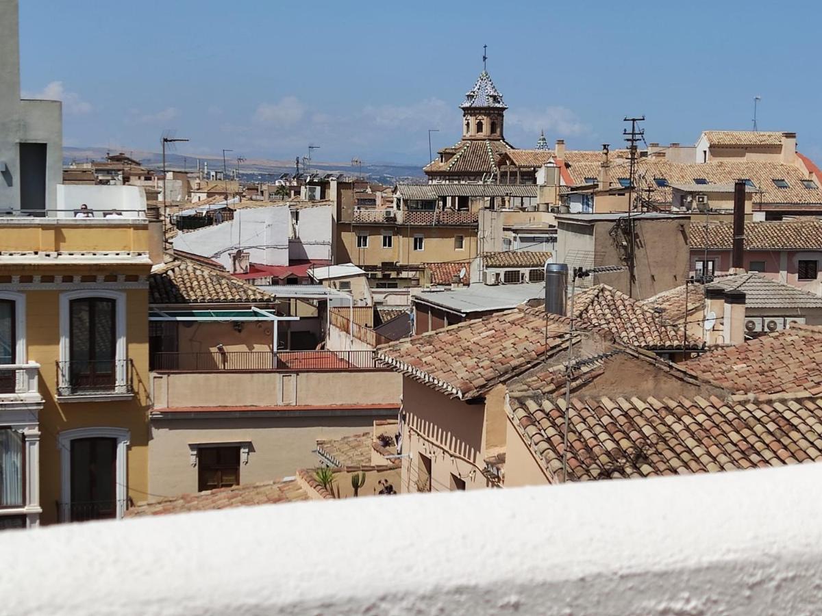 Atico Con Vistas En Granada Centro Apartment Luaran gambar